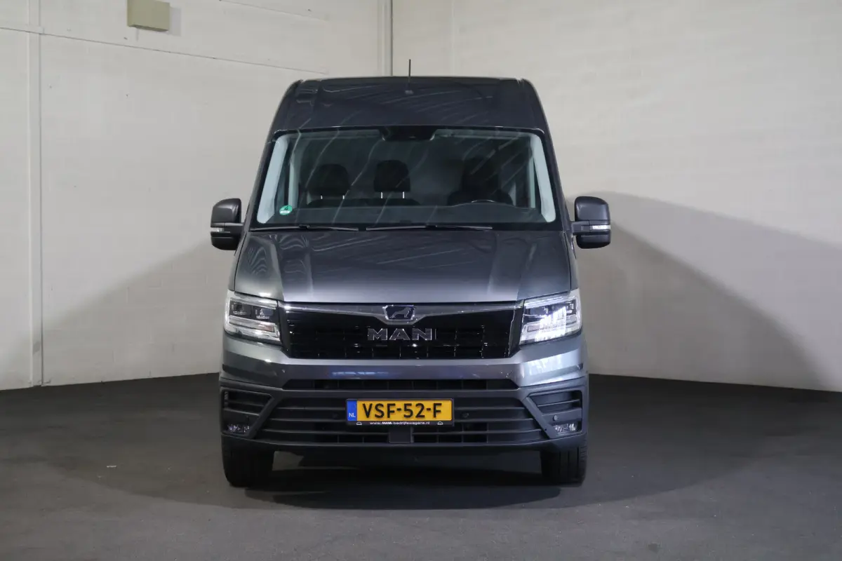 3.180 L4 H3 Automaat Led Navigatie Massagestoel