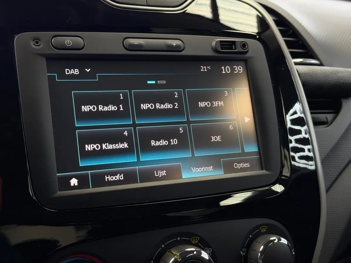 Captur TCe Expression Bluetooth
