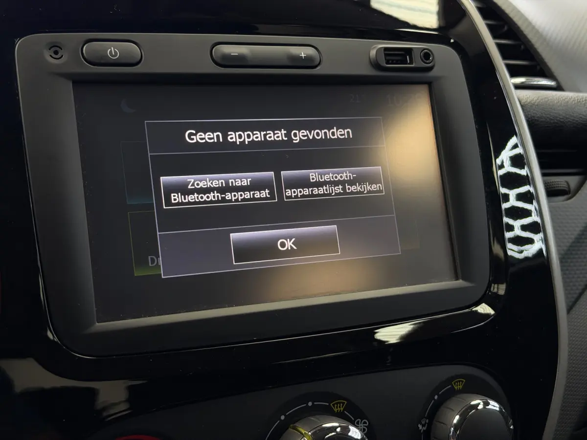 Captur TCe Expression Bluetooth