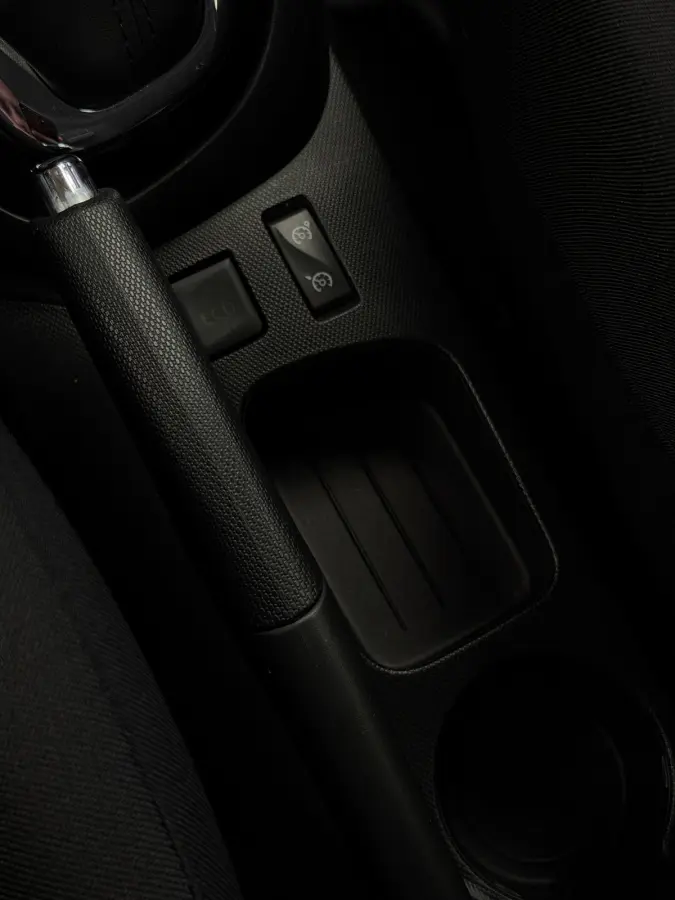 Captur TCe Expression Bluetooth