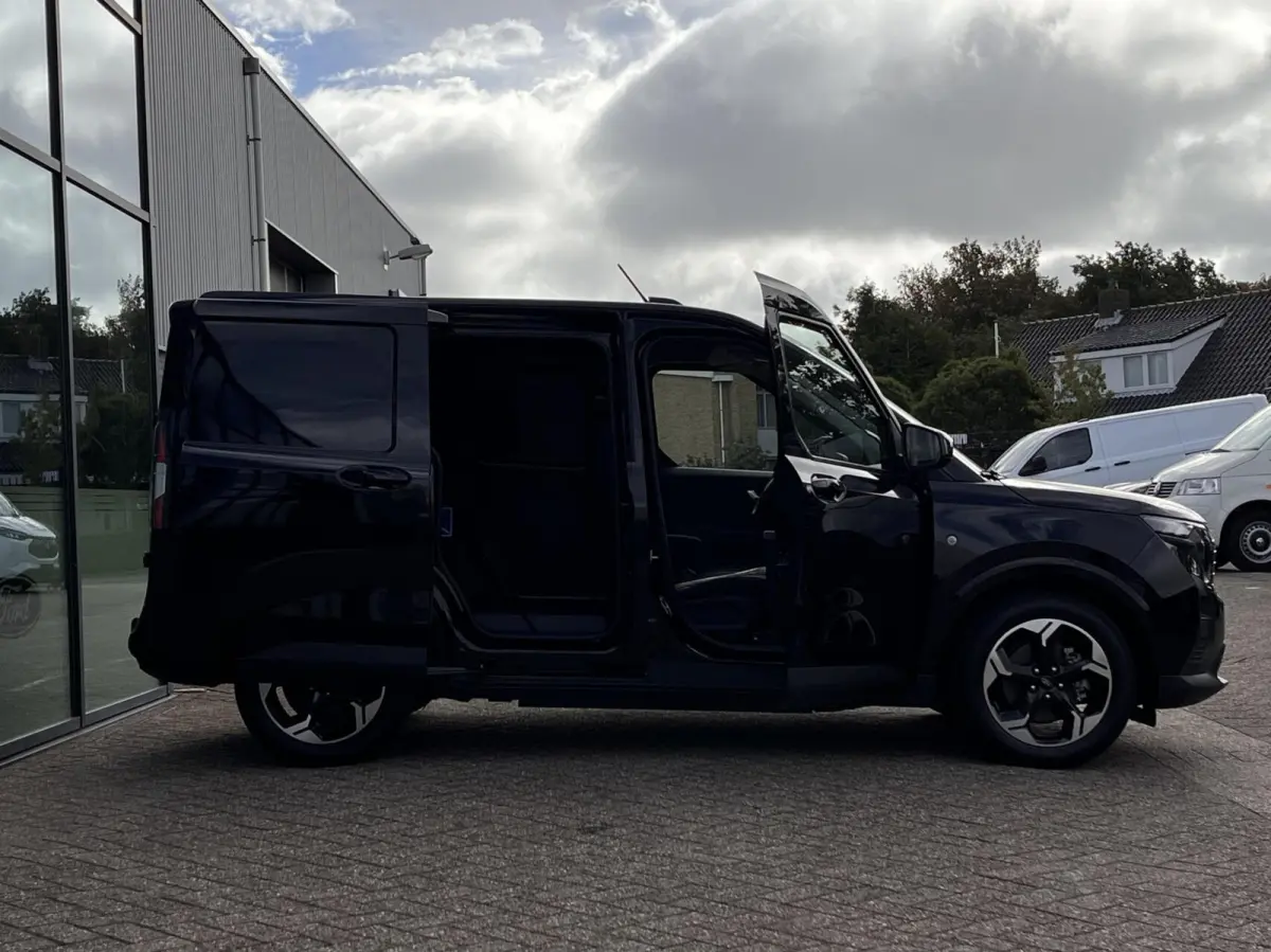Limited 46 kWh 136PK Trekhaak Winterpack Cruise Carplay-Navi Camera Parkeersensoren Climate *Nieuw*