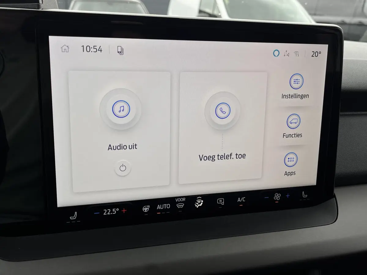 Limited 46 kWh 136PK Trekhaak Winterpack Cruise Carplay-Navi Camera Parkeersensoren Climate *Nieuw*