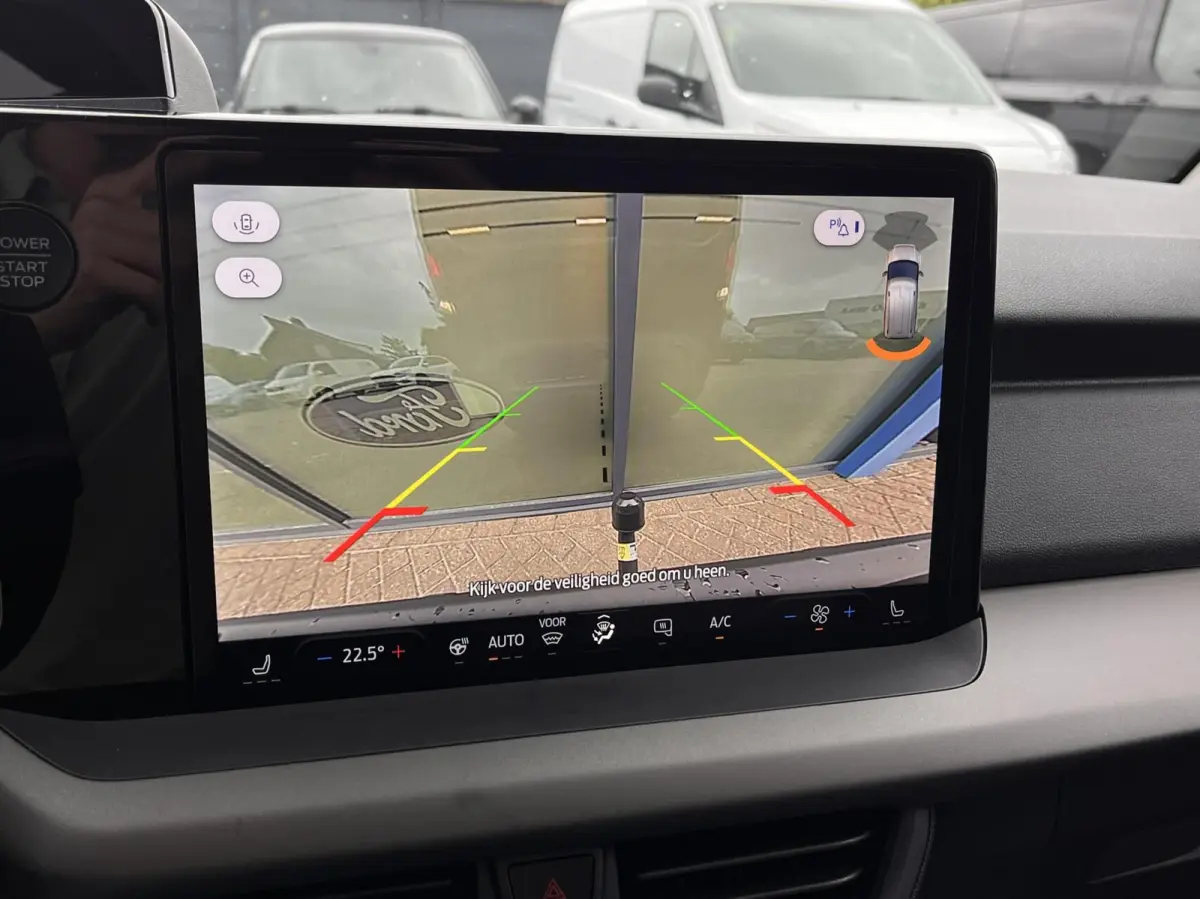Limited 46 kWh 136PK Trekhaak Winterpack Cruise Carplay-Navi Camera Parkeersensoren Climate *Nieuw*