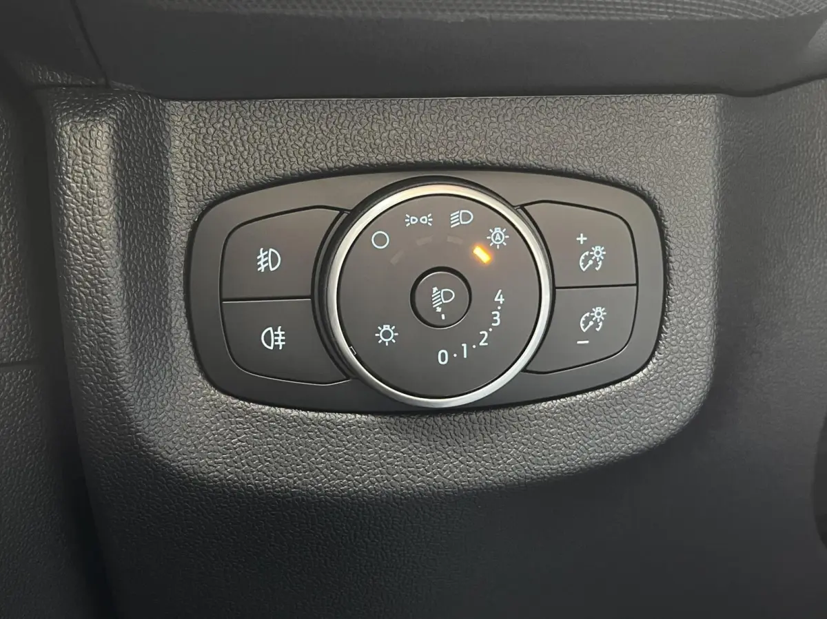 Limited 46 kWh 136PK Trekhaak Winterpack Cruise Carplay-Navi Camera Parkeersensoren Climate *Nieuw*