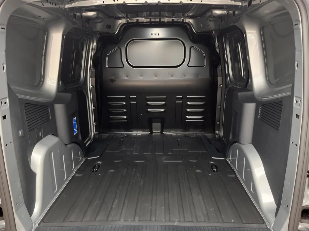 Limited 46 kWh 136PK Trekhaak Winterpack Cruise Carplay-Navi Camera Parkeersensoren Climate *Nieuw*