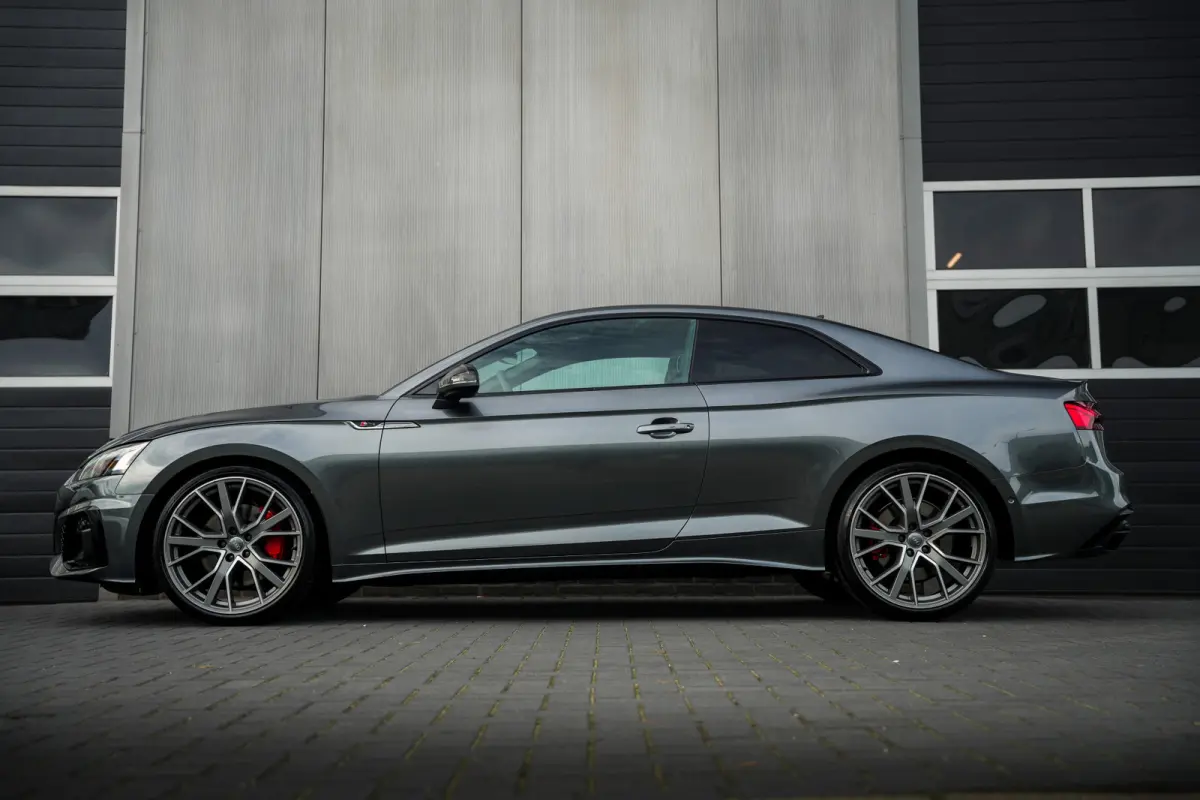 45 TFSI 266 pk Quattro S Edition 2 x S-Line / BTW-Auto/ Matrix-Led/ RS-Stoelen/ Stoel.Verw/ Head-Up/ 360-Camera/ Carbon/ 20'' LMV