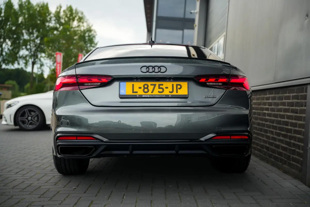45 TFSI 266 pk Quattro S Edition 2 x S-Line / BTW-Auto/ Matrix-Led/ RS-Stoelen/ Stoel.Verw/ Head-Up/ 360-Camera/ Carbon/ 20'' LMV