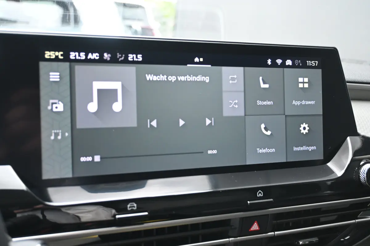 1.6 Plug-in Hybrid 180 Plus | Navigatie | Vol-Leder | Elektr. Stoelen met massage functie | Keyless Entry&Start | Dodehoekdetectie | HUD | 19"LMV !!