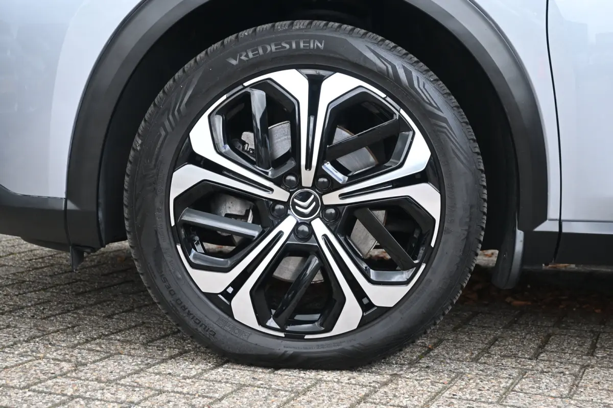 1.6 Plug-in Hybrid 180 Plus | Navigatie | Vol-Leder | Elektr. Stoelen met massage functie | Keyless Entry&Start | Dodehoekdetectie | HUD | 19"LMV !!