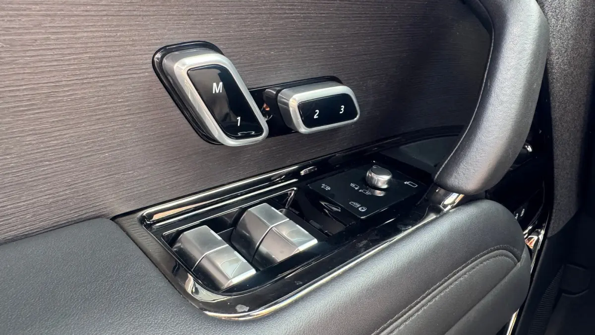 Ranger Rover Sport 3.0 P440E HSE DYNAMIC / NAVI / FULL-LED / CLIMA / LEDER / CAMERA / KEYLESS / MERIDIAN AUDIO / ADAPT. CRUISE / PANO. DAK / BLACK PACK / ELEKTRISCHE TREKHAAK !!