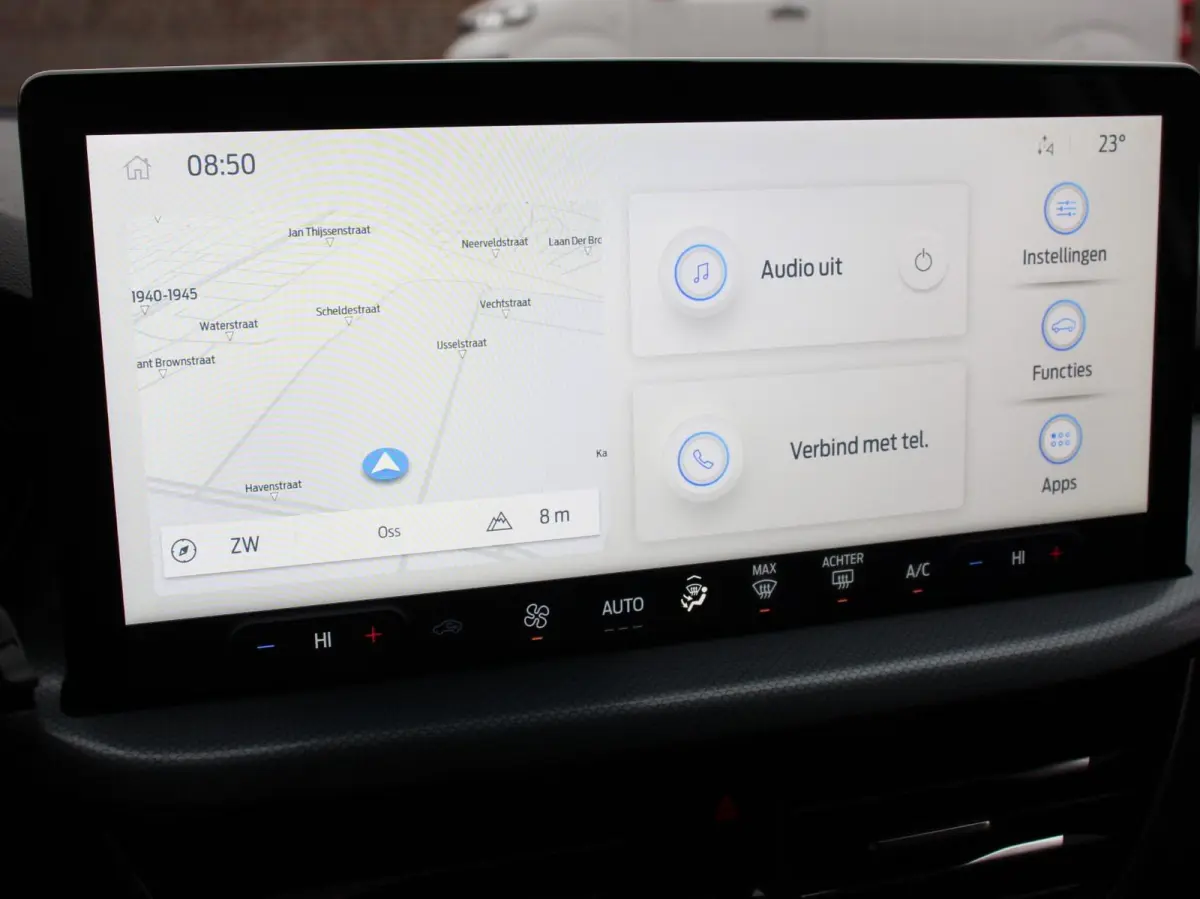 155pk Hybrid Automaat Active X Navigatie Climate Control Camera Parkeer sensoren B&O Dab Led Lichtmetalen velgen
