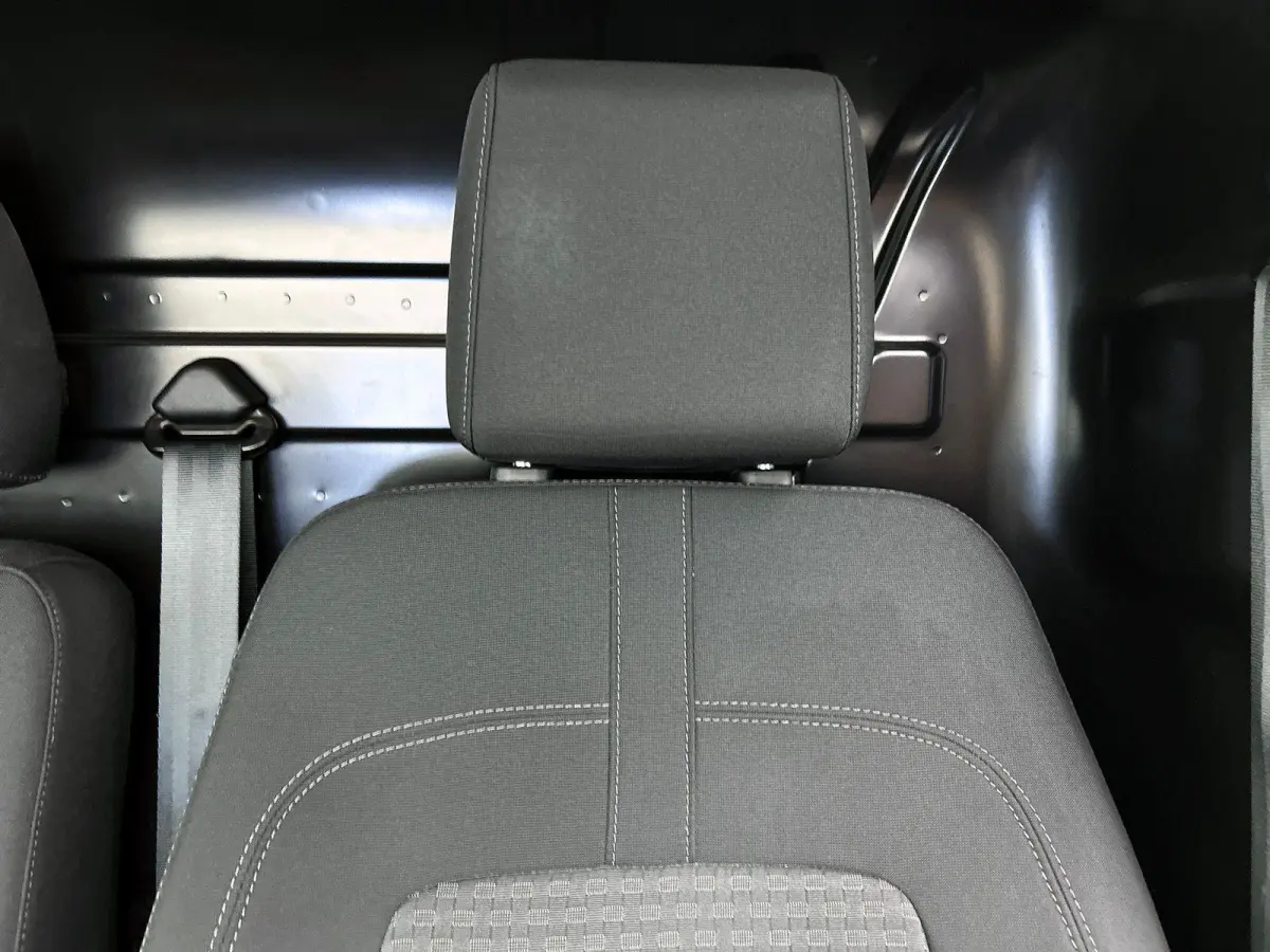 1.5 EcoBlue L2 Trend Automaat Navigatie Airco Parkeersensoren Cruise Control Camera
