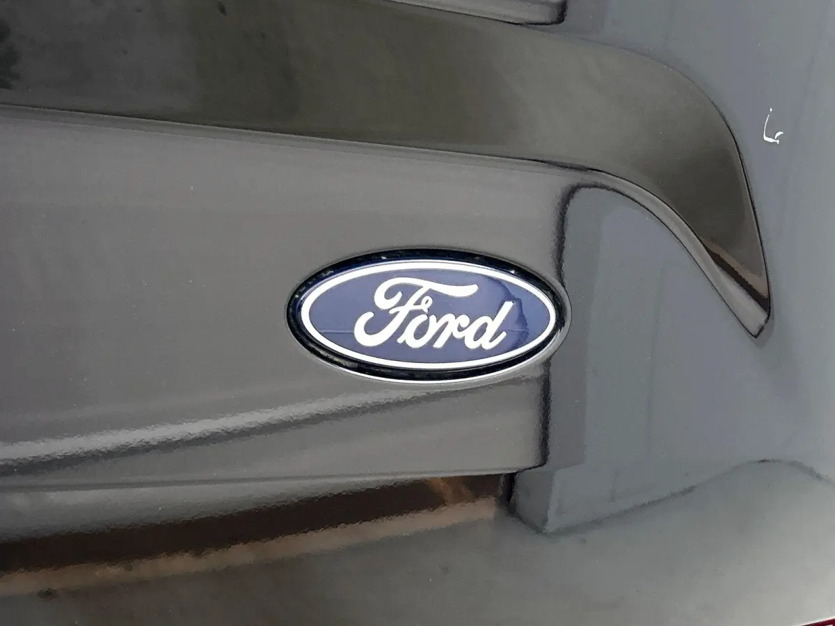 300 2.0 TDCI L2H1 Trend Nieuw Model Automaat Ford Transit Custom 300 2.0 TDCI L2H1 Trend NM Automaat Airco Navi Cruise PDC Camera