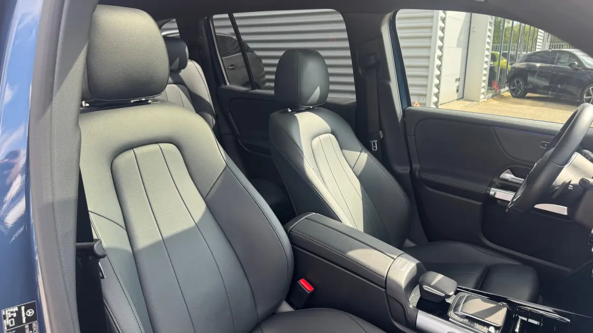250 190PK LUXURY LINE 7-ZITS 67KWH 96,65% SOH / NAVI / LEDER / CLIMA / LED / PDC / 18" LMV / CAMERA / KEYLESS / PANO. DAK !!