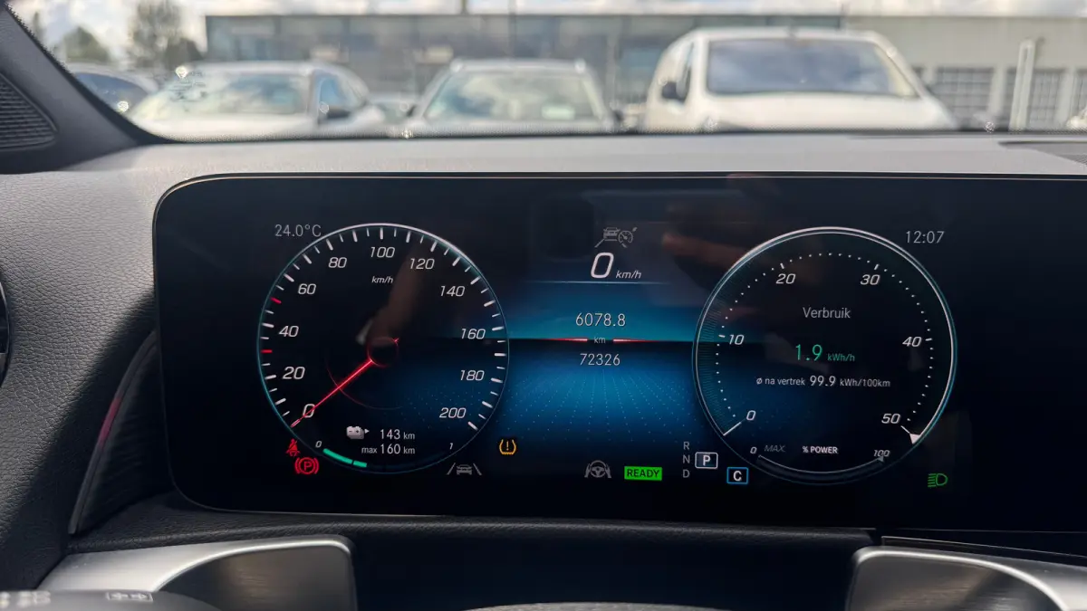 250 190PK LUXURY LINE 7-ZITS 67KWH 96,65% SOH / NAVI / LEDER / CLIMA / LED / PDC / 18" LMV / CAMERA / KEYLESS / PANO. DAK !!
