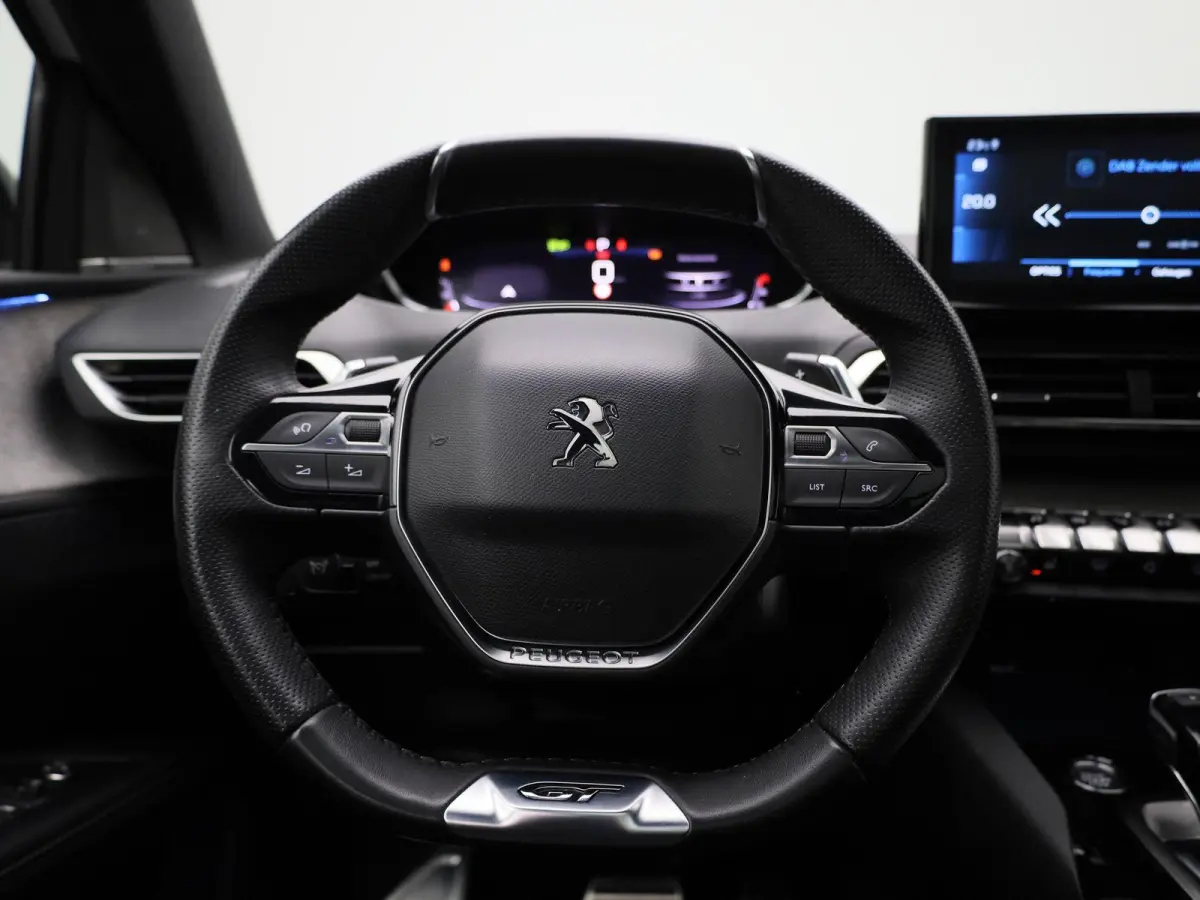 1.2 PureTech GT Pack Business | Automaat | Apple Carplay / Android Auto | Panoramadak | Stoelverwarming | Parkeersensoren |