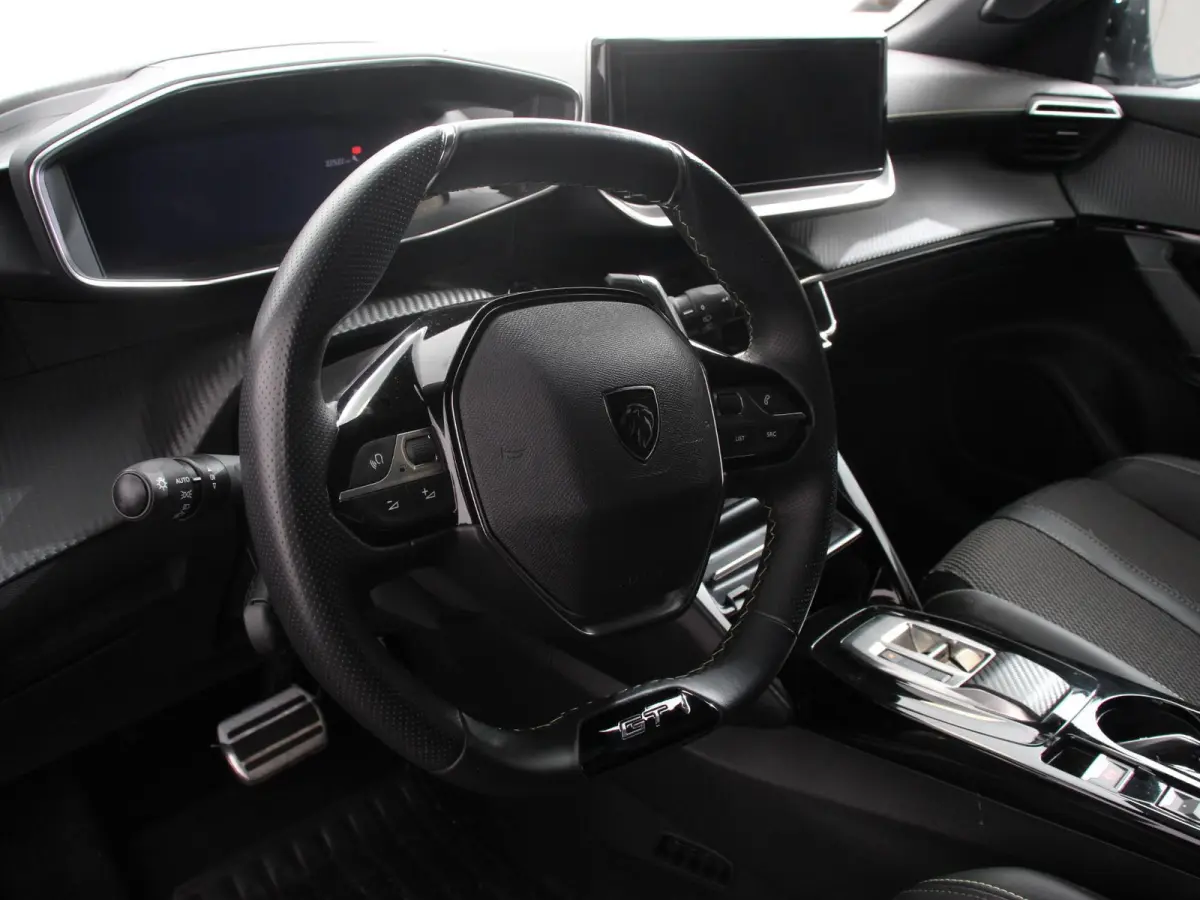 1.2 GT Automaat Camera  Apple Carplay Climate control Cruise control Android Auto LED Koplampen Parkeersensoren  DAB
