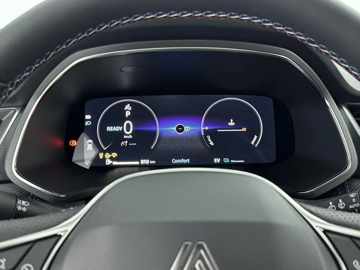 1.8 E-Tech Full Hybrid Esprit Alpine 160PK | Google Navigatie | Adaptieve Cruise Control | Achteruitrijcamera | 19'' Inch Velgen | Apple CarPlay & Android Auto