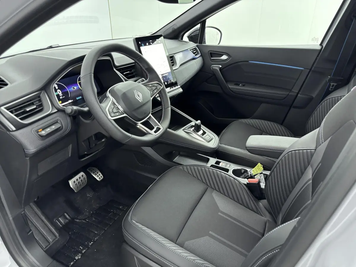 1.8 E-Tech Full Hybrid Esprit Alpine 160PK | Google Navigatie | Adaptieve Cruise Control | Achteruitrijcamera | 19'' Inch Velgen | Apple CarPlay & Android Auto