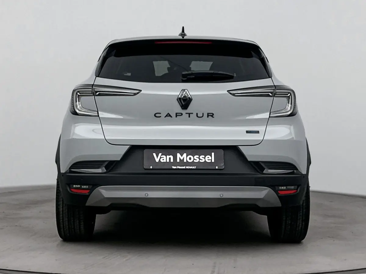 1.8 E-Tech Full Hybrid Esprit Alpine 160PK | Google Navigatie | Adaptieve Cruise Control | Achteruitrijcamera | 19'' Inch Velgen | Apple CarPlay & Android Auto