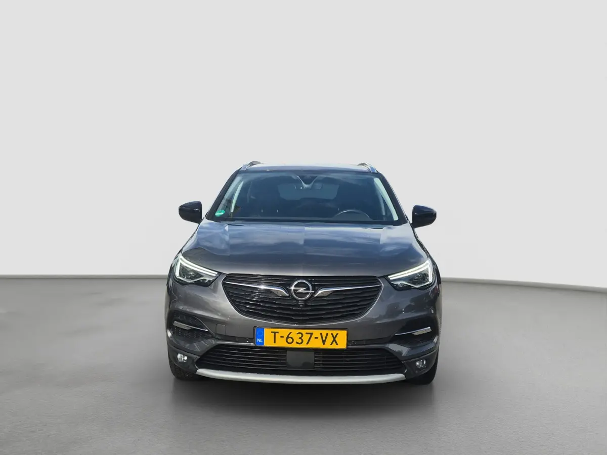 1.6 Turbo Hybrid Elegance 93,5% SoH | Camera voor + achter | Climate control |  Elektrisch verstelbare voorstoelen | Elektrische achterklep | Dodehoek detectie | Standkachel | LMV 19 inch | 