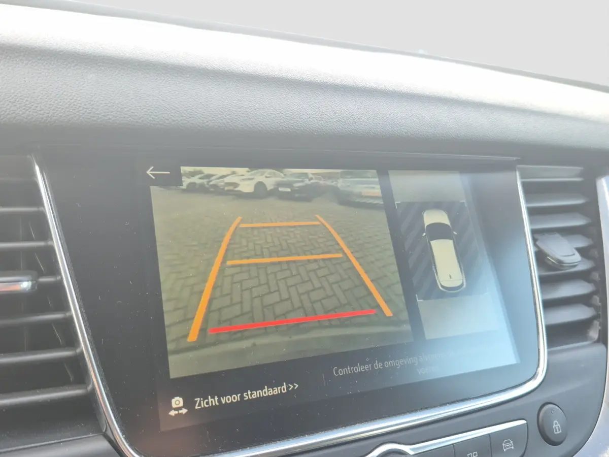 1.6 Turbo Hybrid Elegance 93,5% SoH | Camera voor + achter | Climate control |  Elektrisch verstelbare voorstoelen | Elektrische achterklep | Dodehoek detectie | Standkachel | LMV 19 inch | 