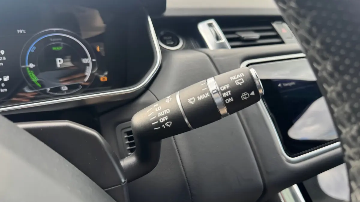 Ranger Rover Sport P400E HSE DYNAMIC / NAVI / FULL-LED / CLIMA / LEDER / CAMERA / KEYLESS / ADAPT. CRUISE / PANO. DAK / BLACK PACK / STANDKACHEL !!