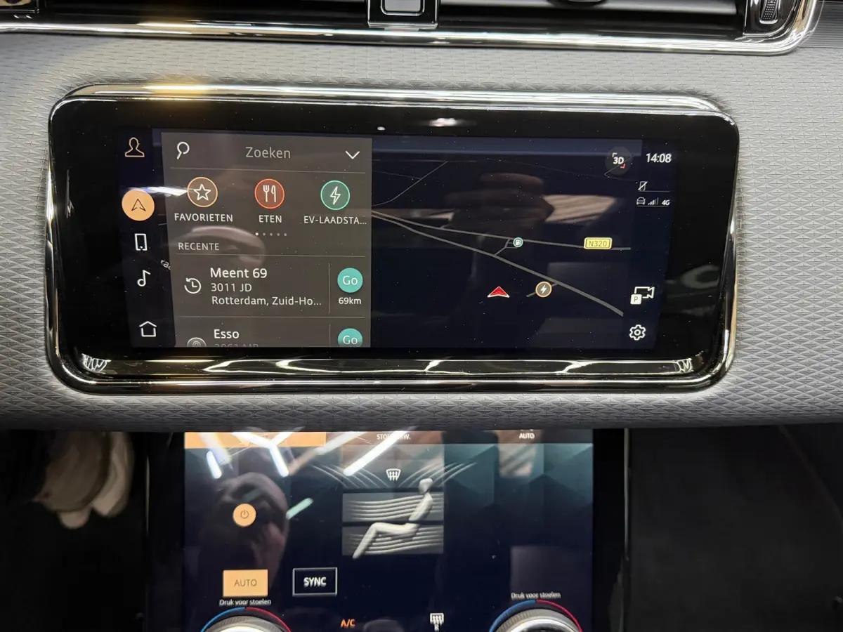 1.5 P300e AWD R-Dynamic SE Pano Camera Leder Navi Clima 20"LM