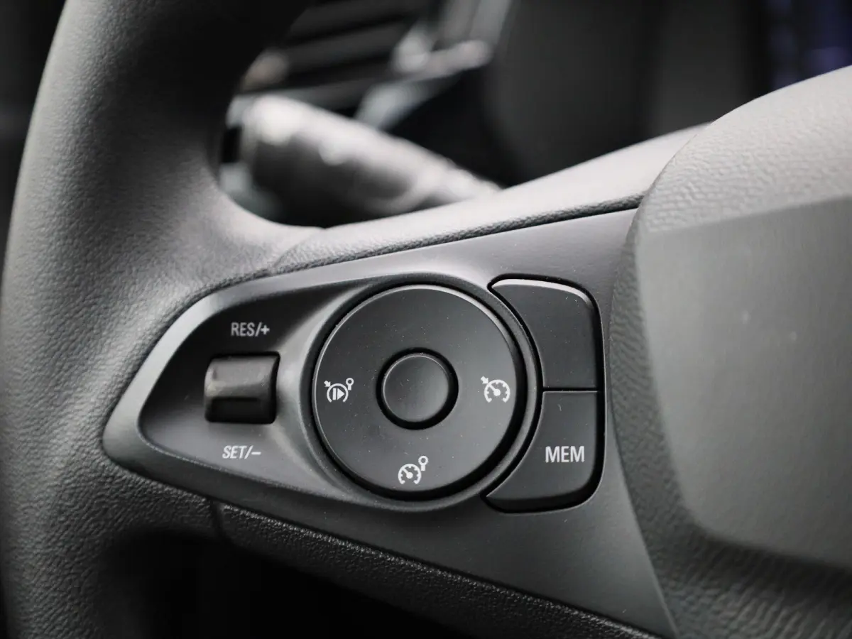 BEV 50kWh | Applecarplay/Androidauto | Parkeersensoren | Achteruitrijcamera | 3FASE |