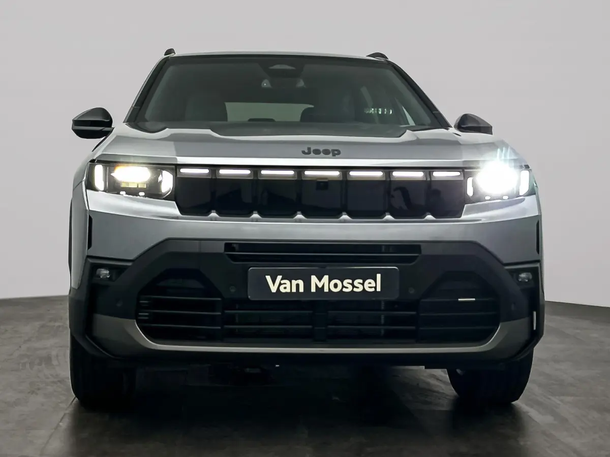 1.2 e-Hybrid First Edition | 360 graden camera | Elektrische Achterklep | PANO | Dodehoekdetectie | Apple Carplay & Android Auto | Navigatie | Stoel&Stuur Verwarming |