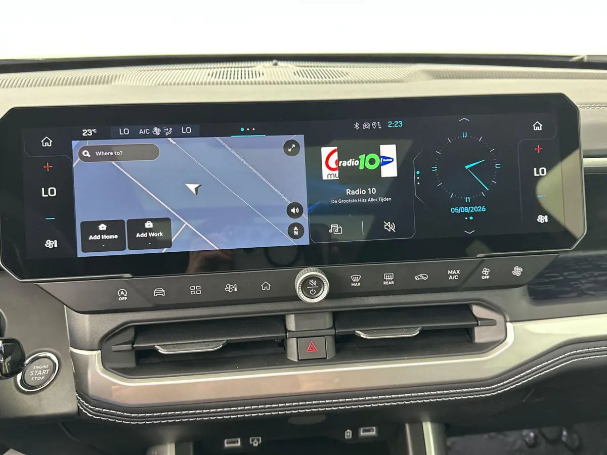 1.2 e-Hybrid First Edition | 360 graden camera | Elektrische Achterklep | PANO | Dodehoekdetectie | Apple Carplay & Android Auto | Navigatie | Stoel&Stuur Verwarming |