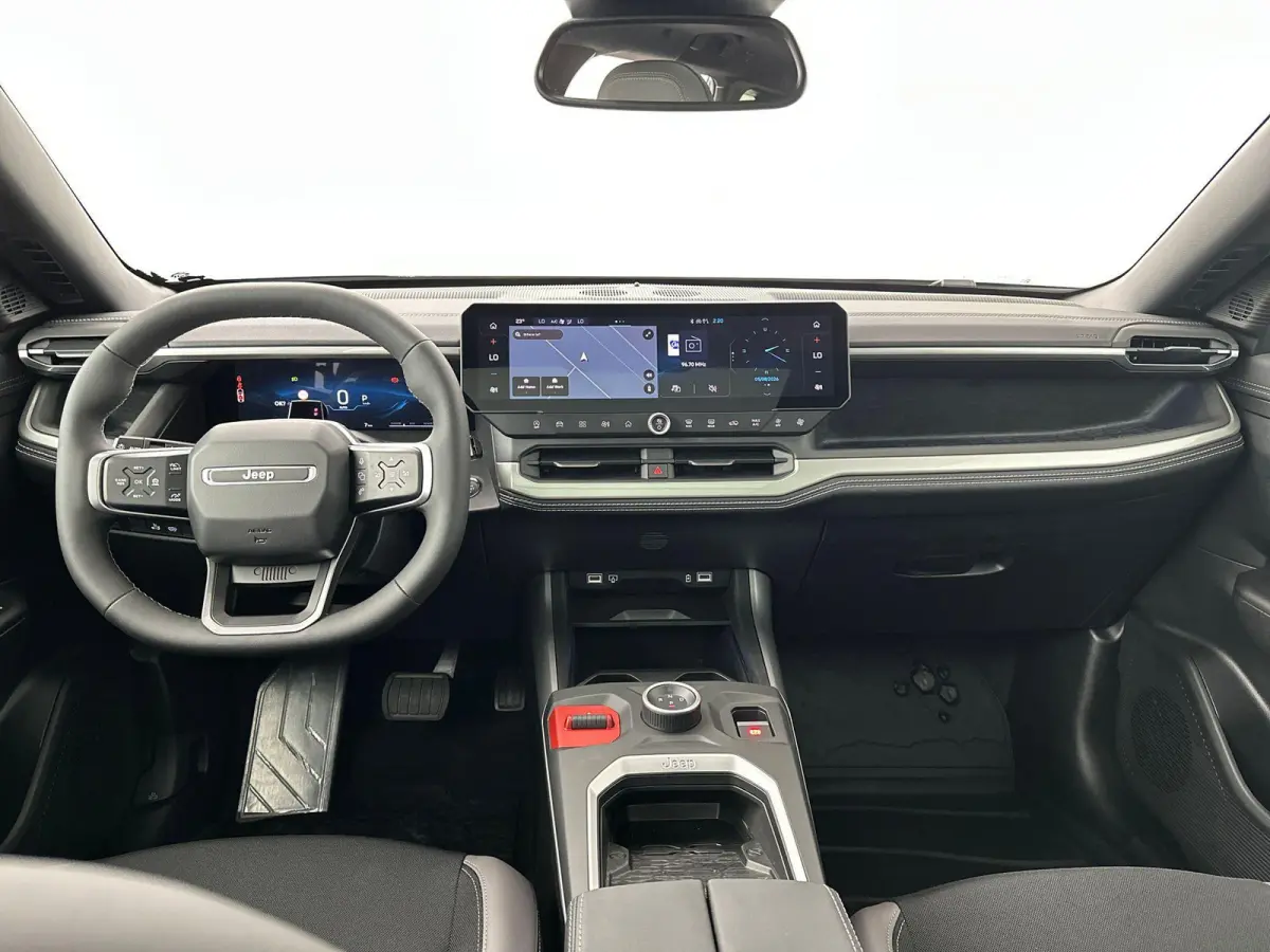 1.2 e-Hybrid First Edition | 360 graden camera | Elektrische Achterklep | PANO | Dodehoekdetectie | Apple Carplay & Android Auto | Navigatie | Stoel&Stuur Verwarming |