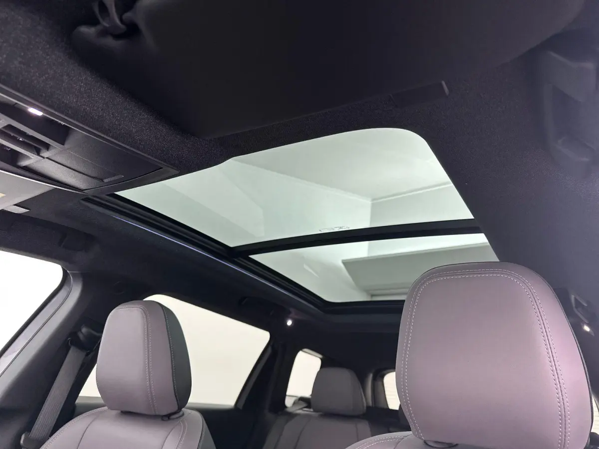 1.2 e-Hybrid First Edition | 360 graden camera | Elektrische Achterklep | PANO | Dodehoekdetectie | Apple Carplay & Android Auto | Navigatie | Stoel&Stuur Verwarming |