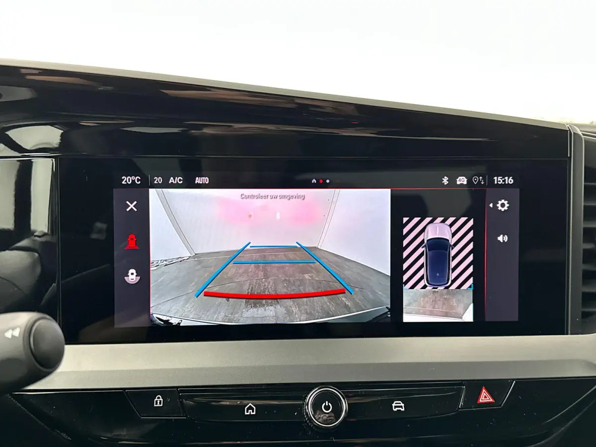 1.2 Turbo Hybrid Ultimate | Camera | Sensoren V+A | Navigatie | Suede Bekleding | AGR Stoelen | Elektrische Bestuurdersstoel met Massagefunctie | Stoel&Stuur Verwarming | Apple Carplay&Andro