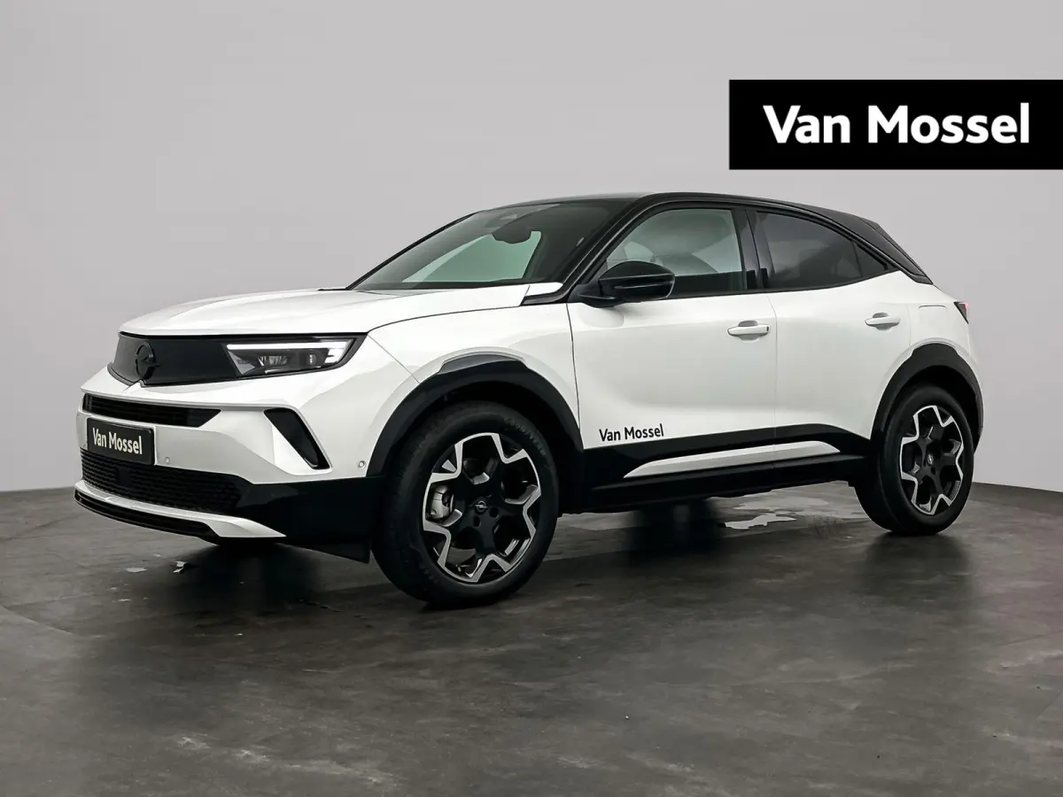 1.2 Turbo Hybrid Ultimate | Camera | Sensoren V+A | Navigatie | Suede Bekleding | AGR Stoelen | Elektrische Bestuurdersstoel met Massagefunctie | Stoel&Stuur Verwarming | Apple Carplay&Andro