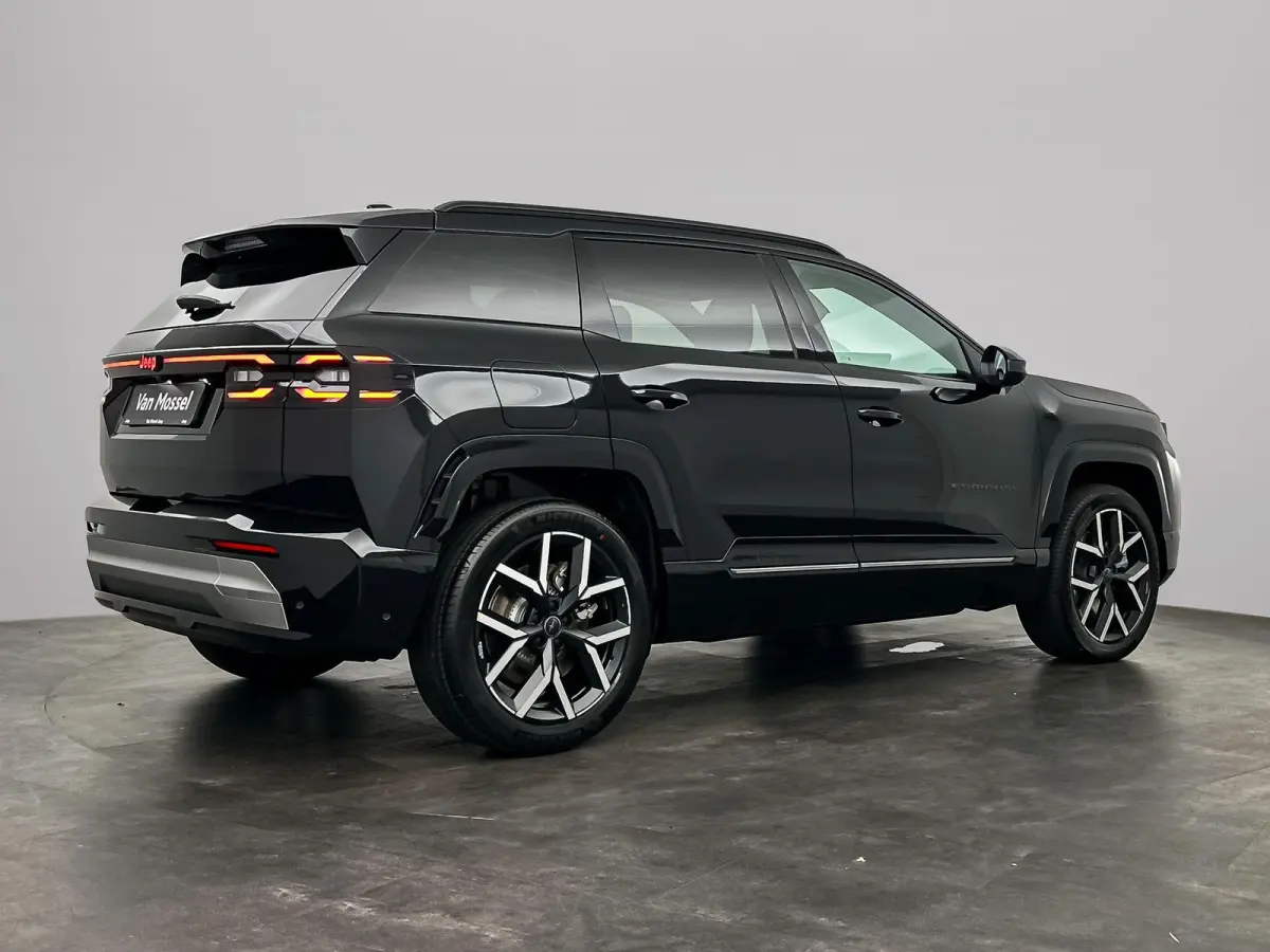 1.6 e-Hybrid Plug-In First Edition | Navigatie | Stoel & Stuur Verwarming | PANO | 360 graden camera | Verbeterde Audio | Apple Carplay&Android Auto | Tot 8 jaar garantie!
