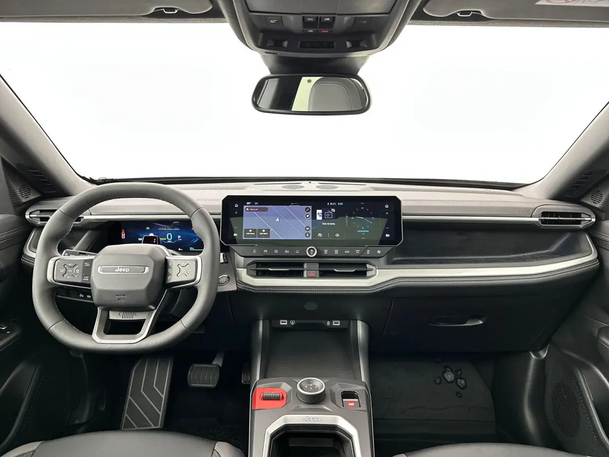 1.6 e-Hybrid Plug-In First Edition | Navigatie | Stoel & Stuur Verwarming | PANO | 360 graden camera | Verbeterde Audio | Apple Carplay&Android Auto | Tot 8 jaar garantie!