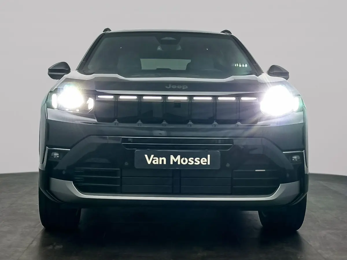 1.6 e-Hybrid Plug-In First Edition | Navigatie | Stoel & Stuur Verwarming | PANO | 360 graden camera | Verbeterde Audio | Apple Carplay&Android Auto | Tot 8 jaar garantie!