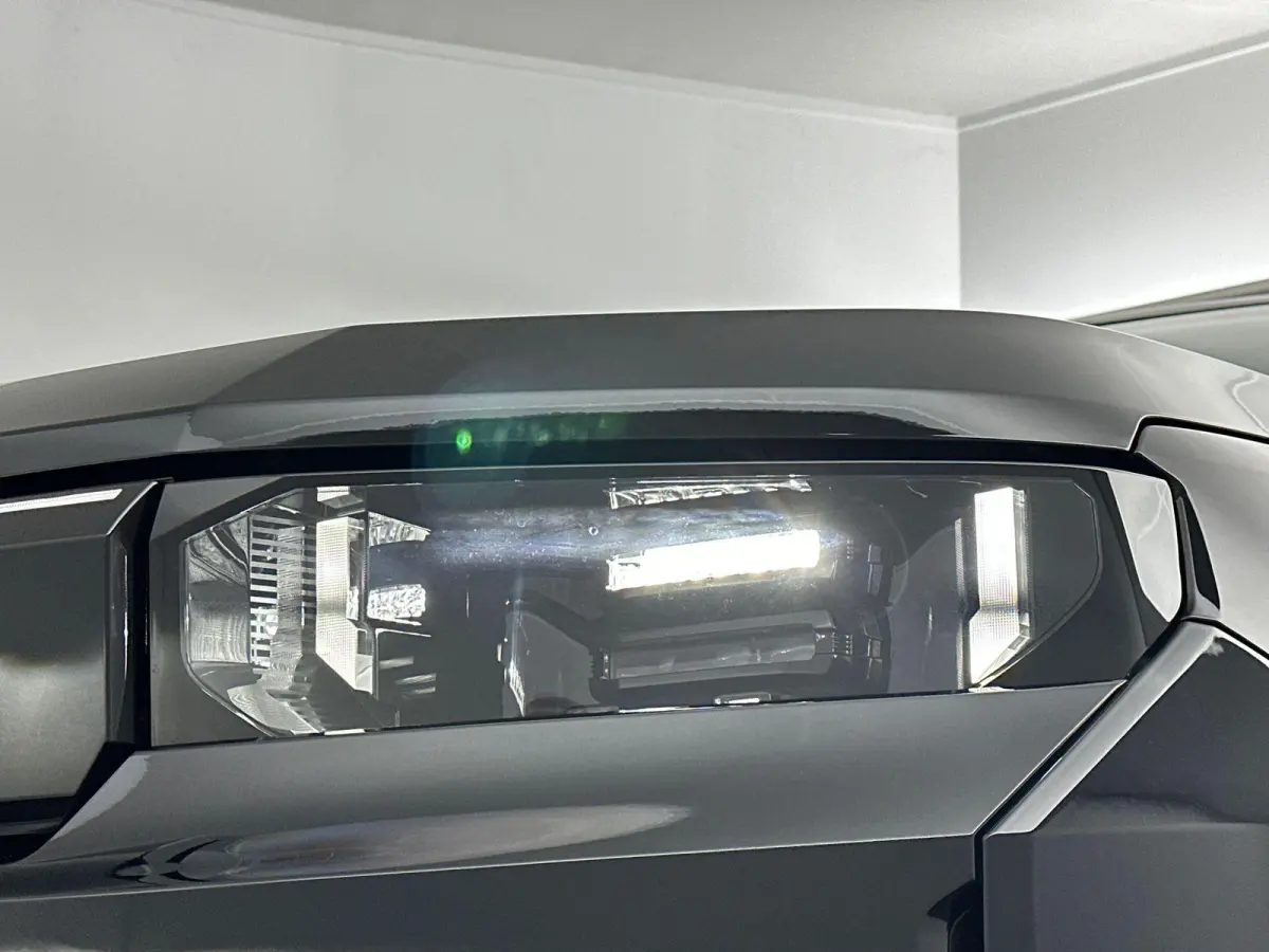 First Edition 74 kWh | Navigatie | Stoel & Stuur Verwarming | 360 graden camera | Dodehoekdetectie | Apple Carplay&Android Auto | Tot 8 jaar garantie!