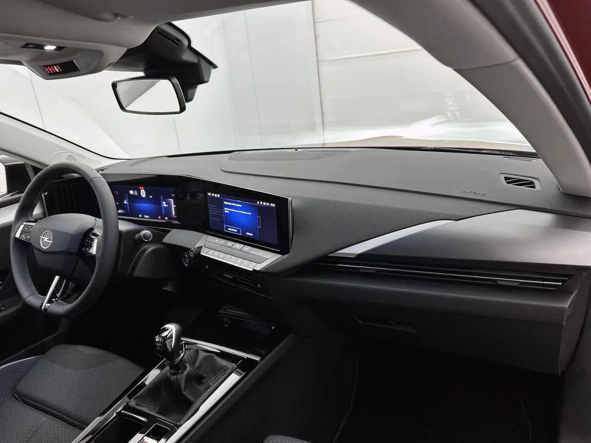 1.2 Turbo Edition | Climate control | Navigatie | Stoelverwarming | Slechts 7300km!