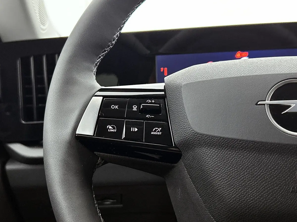1.2 Turbo Edition | Climate control | Navigatie | Stoelverwarming | Slechts 7300km!