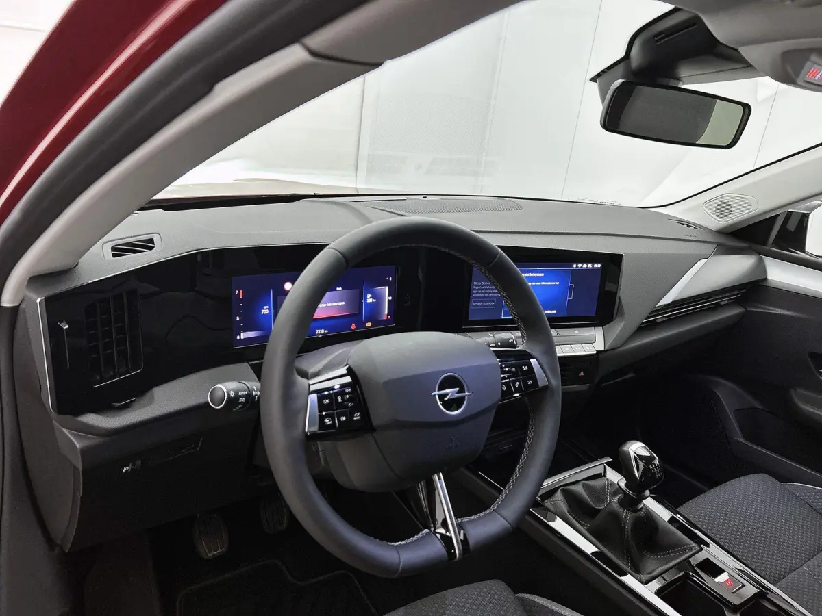 1.2 Turbo Edition | Climate control | Navigatie | Stoelverwarming | Slechts 7300km!