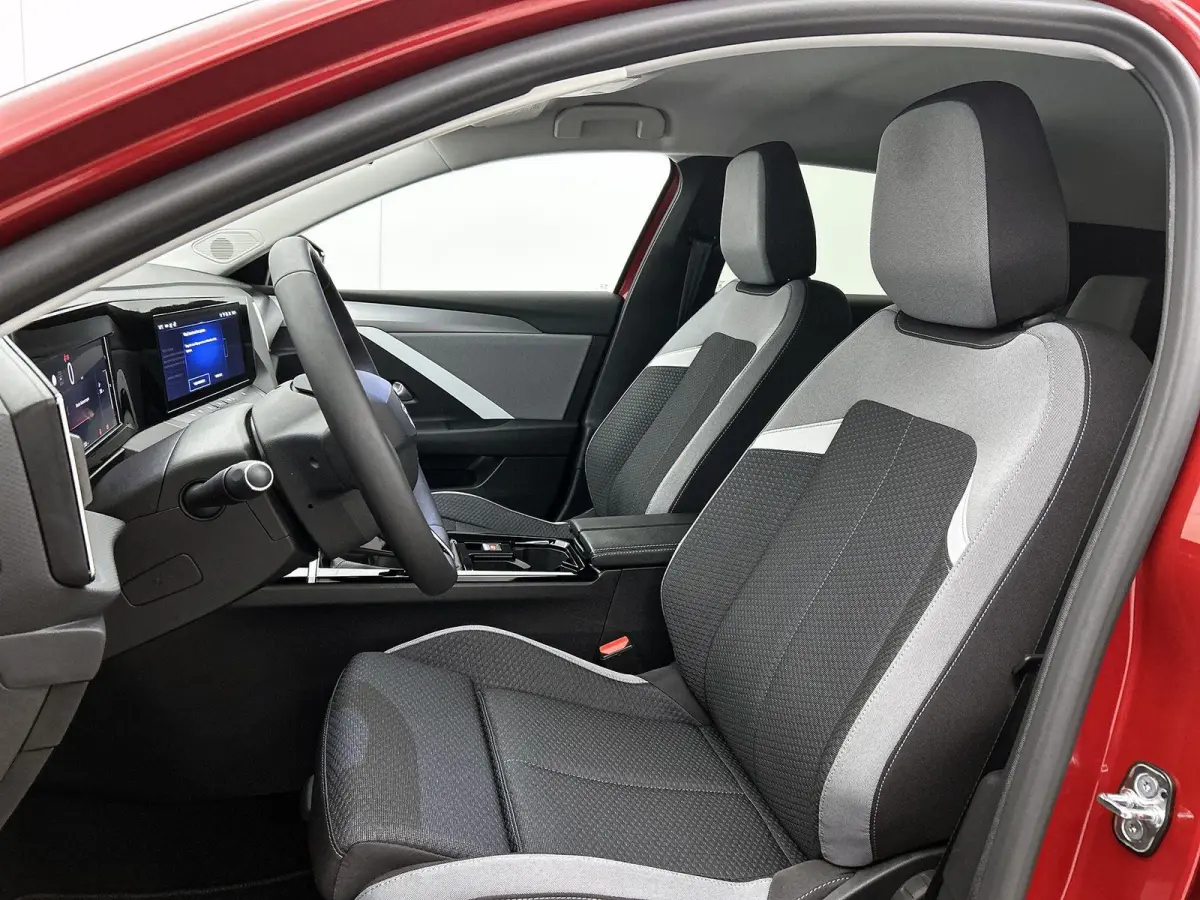 1.2 Turbo Edition | Climate control | Navigatie | Stoelverwarming | Slechts 7300km!