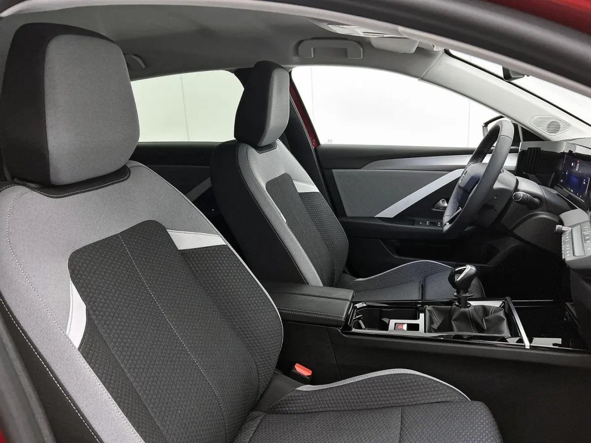 1.2 Turbo Edition | Climate control | Navigatie | Stoelverwarming | Slechts 7300km!