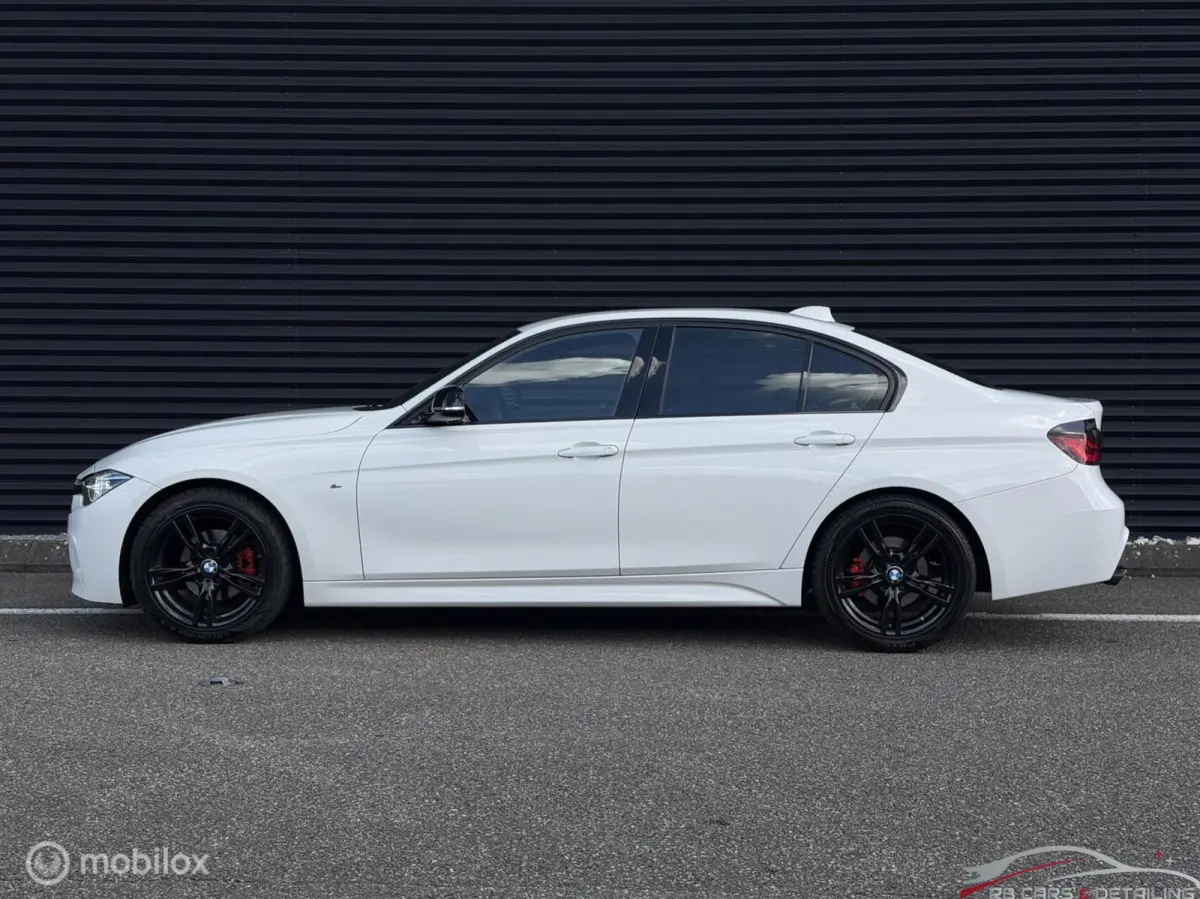 318i M Sport Edition, Dealeronderhouden, trekh