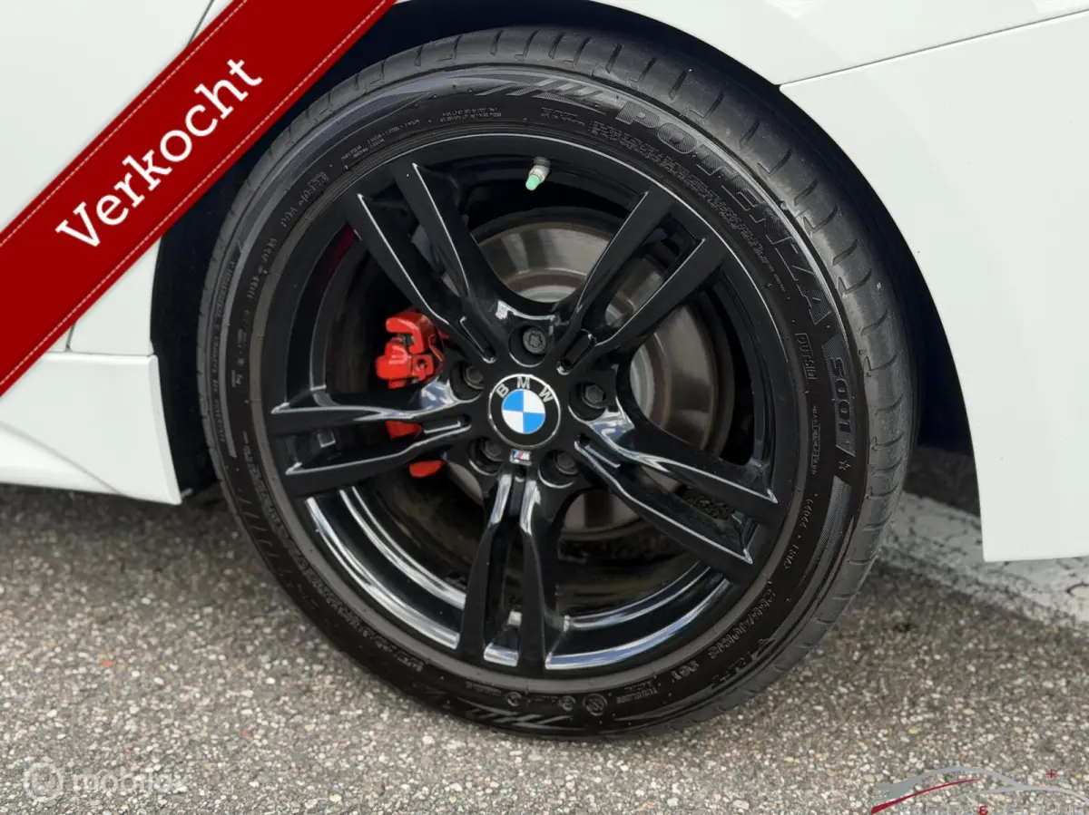 318i M Sport Edition, Dealeronderhouden, trekh