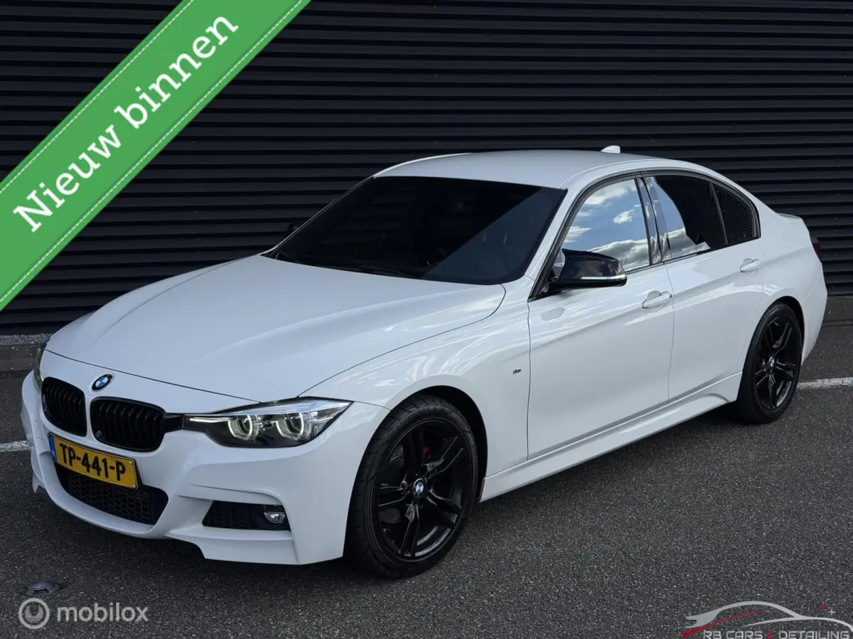 318i M Sport Edition, Dealeronderhouden, trekh