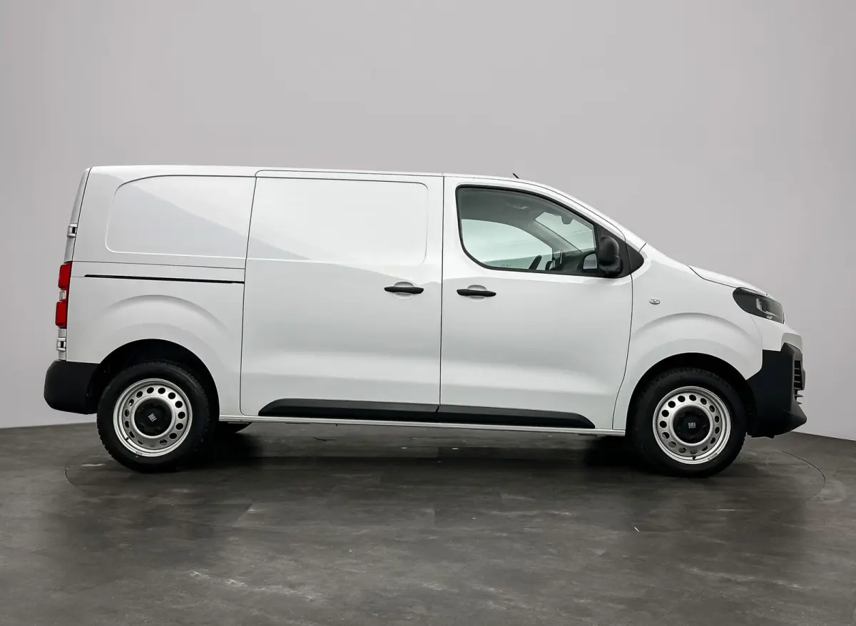 2.0 Diesel 145 S&S L2 | Camera | Betimmering | Cruise Control | Airco | Navigatie | BPM vrij