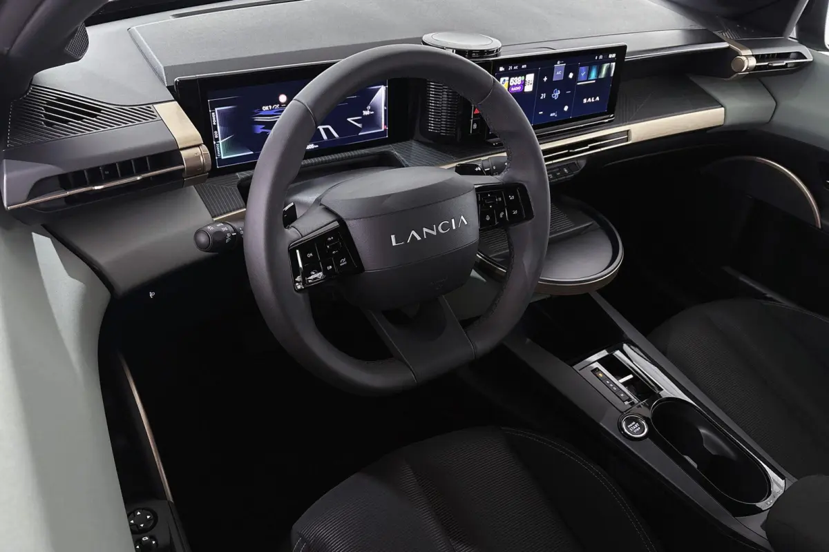 1.2 Turbo Hybrid 110pk Apple CarPlay Cruise Control