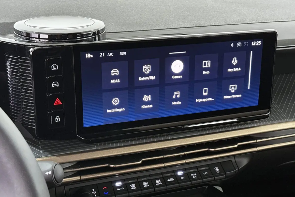 1.2 Turbo Hybrid 110pk Apple CarPlay Cruise Control